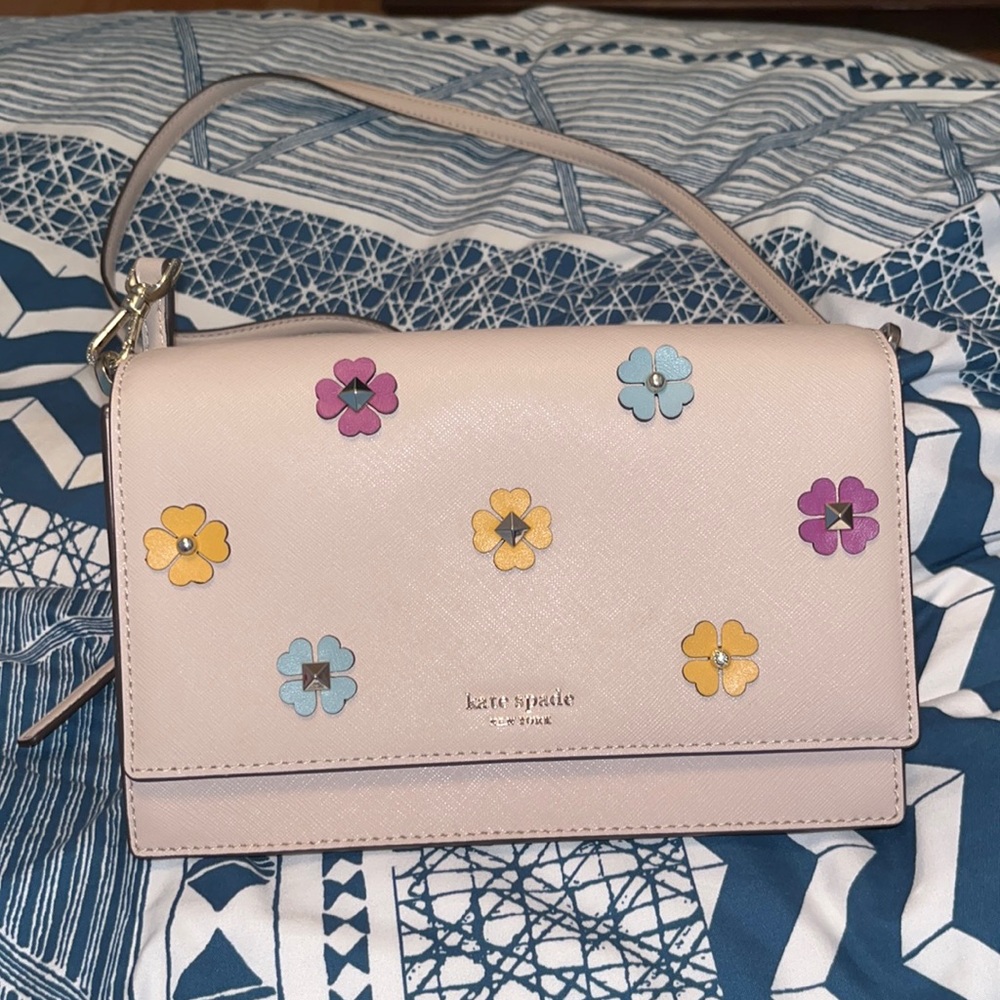 Kate Spade New York leather Cameron Spade flower applique crossbody warm beige
